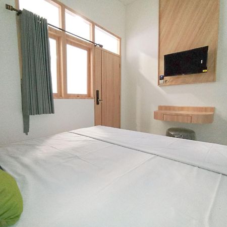 Urbanview Hotel Subali Purwokerto Extérieur photo