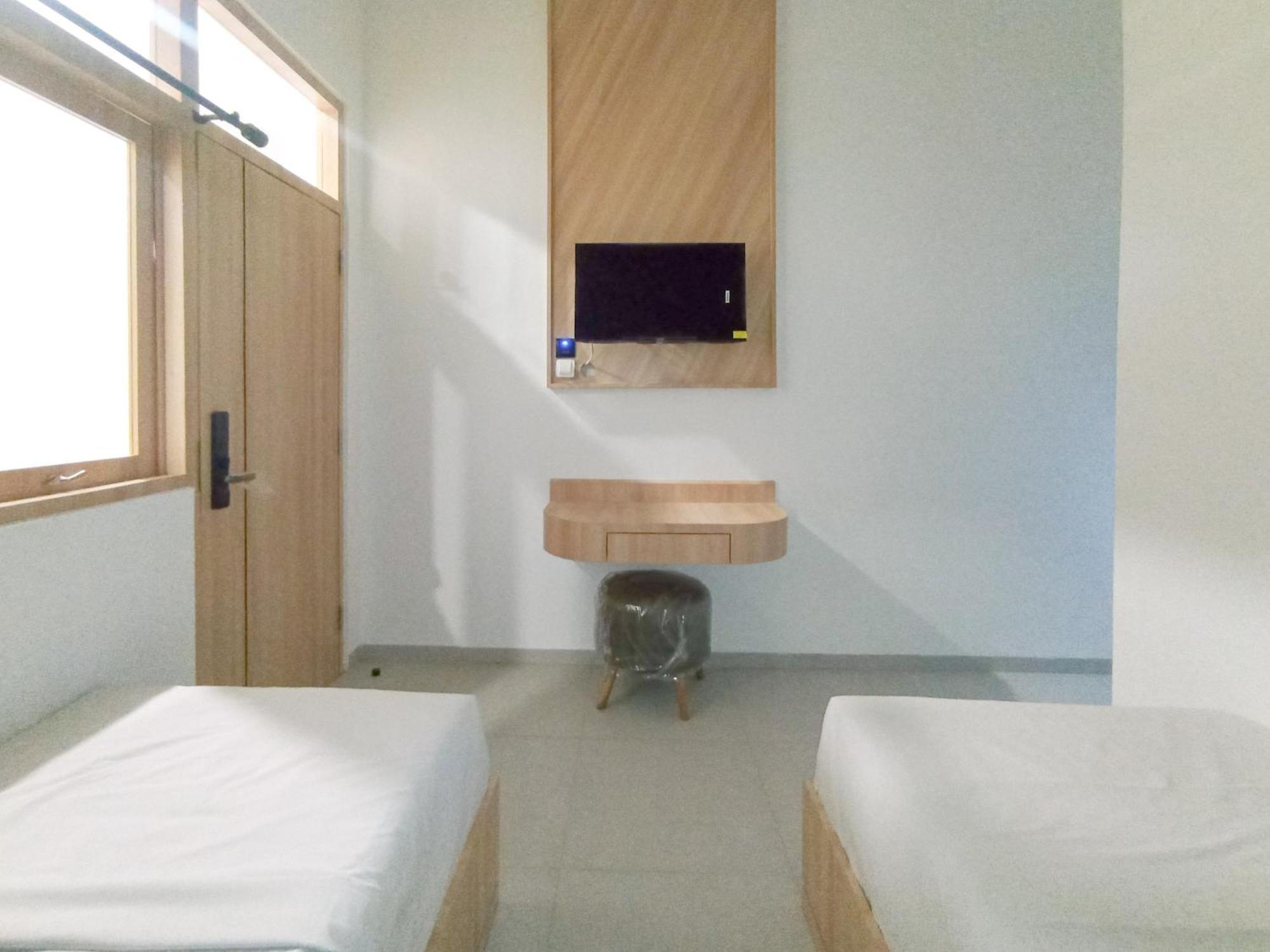 Urbanview Hotel Subali Purwokerto Extérieur photo