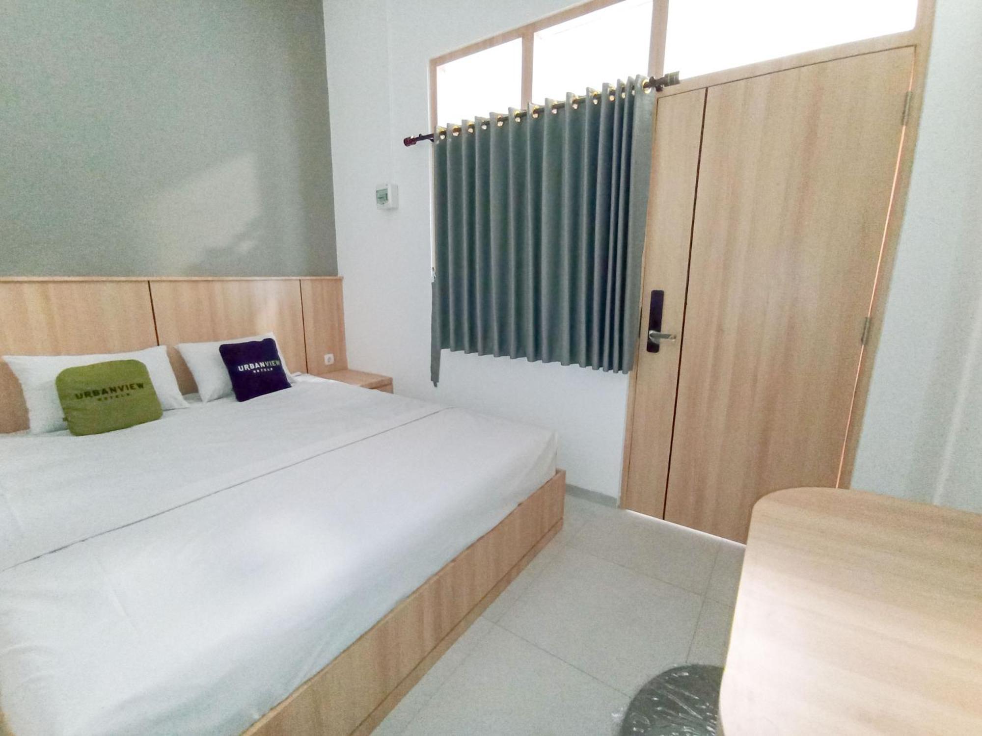 Urbanview Hotel Subali Purwokerto Extérieur photo